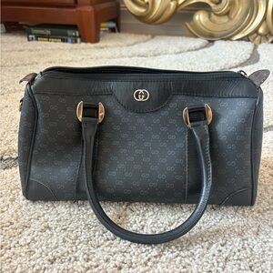 vintage Gucci shoulder bag purse